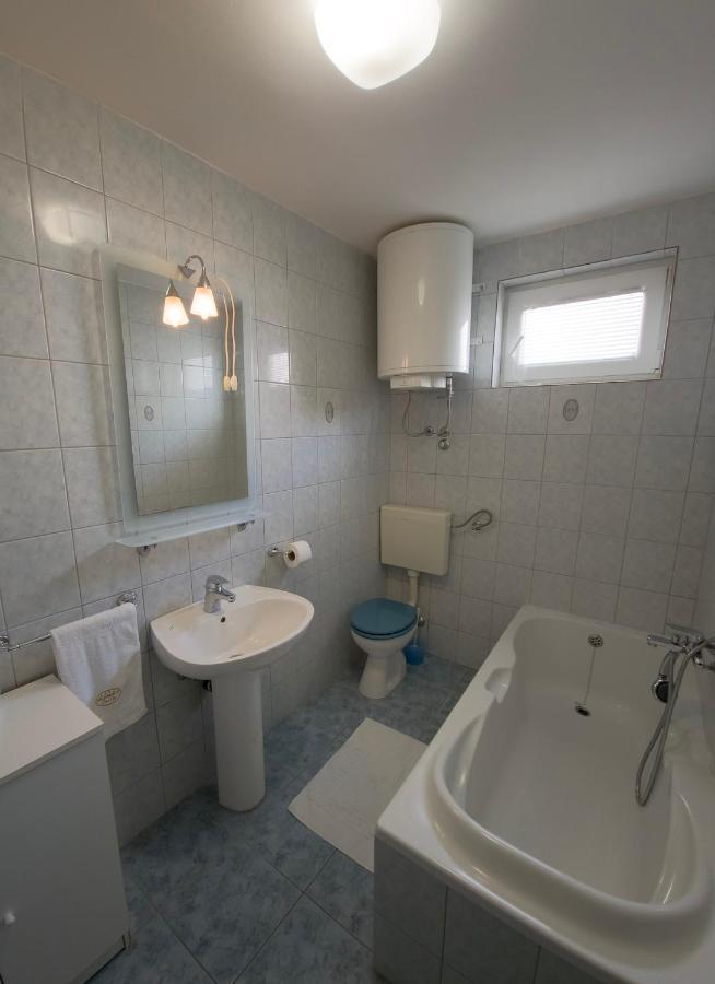 Apartments Cacija Trogir Extérieur photo